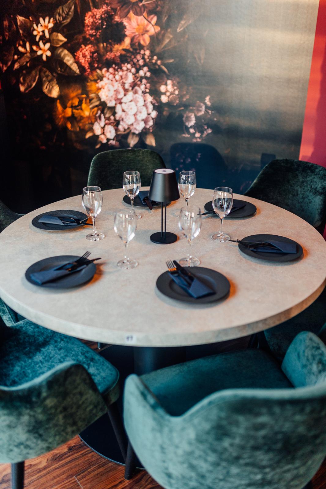 Die Tafel ist gedeckt – Namaste India Leonberg